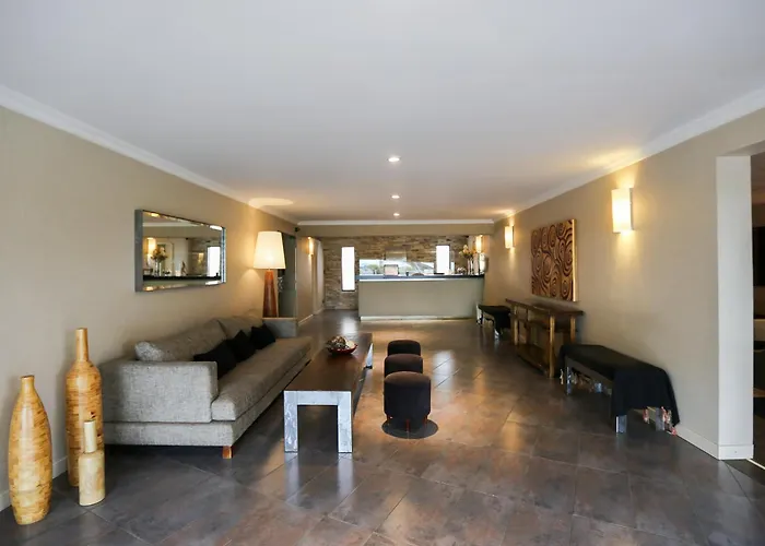 Hotel Bahia Redonda